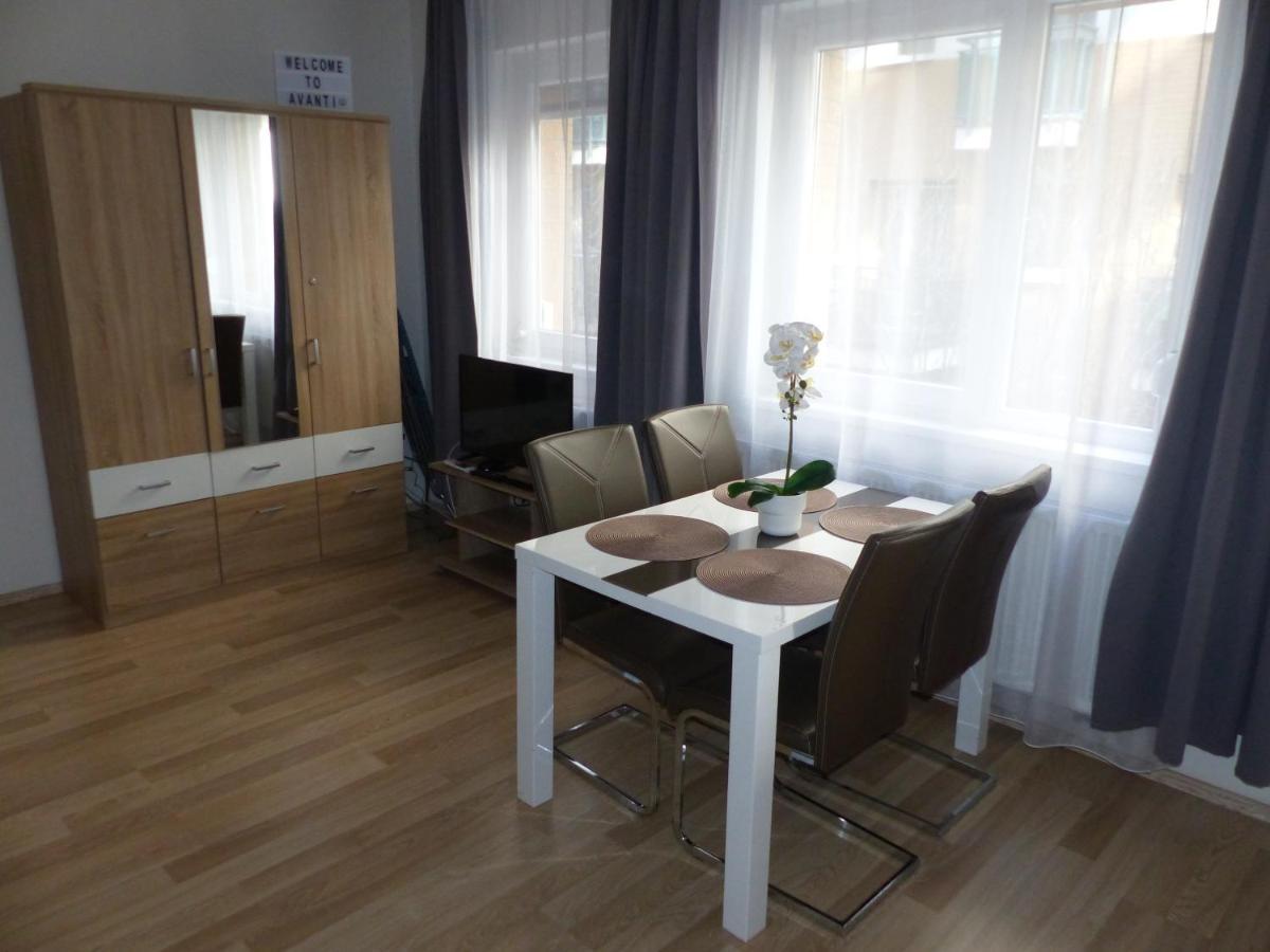 Apartment Avanti Boedapest Buitenkant foto